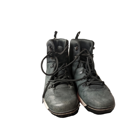 Adidas high top hiking boots - Picture 2 of 4